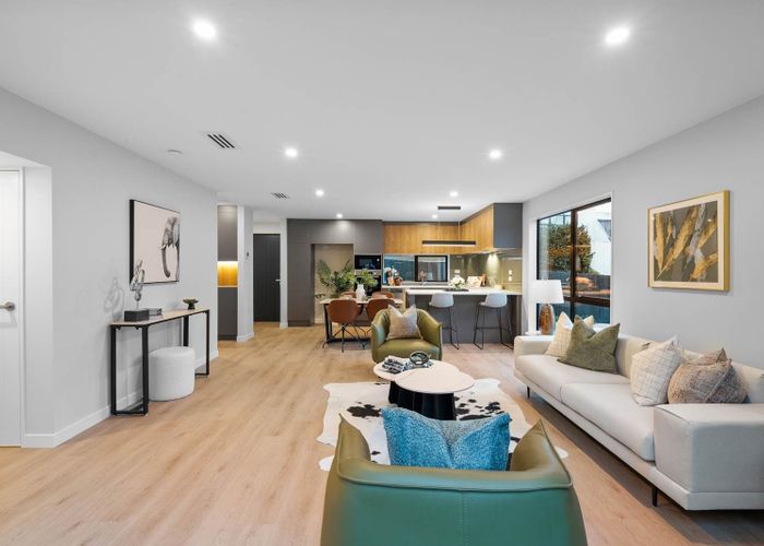  at 4/32 Beulah Avenue, Rothesay Bay, North Shore City, Auckland