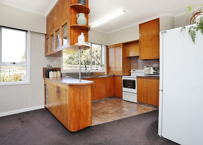  at 64 Moore Road, Lorneville, Invercargill