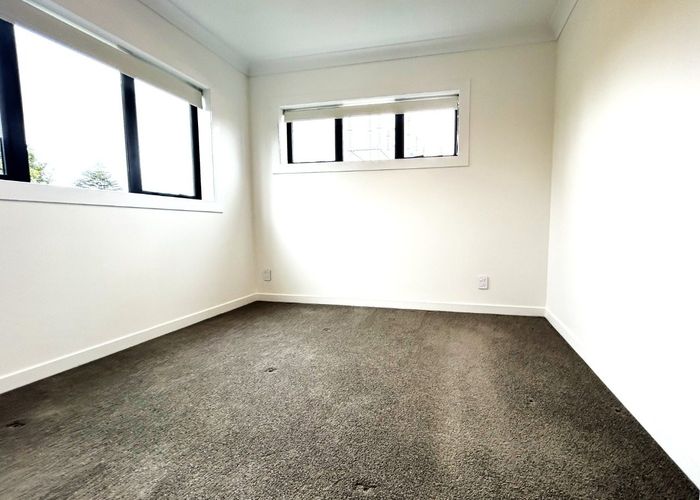  at 40A Kervil Avenue, Te Atatu Peninsula, Waitakere City, Auckland