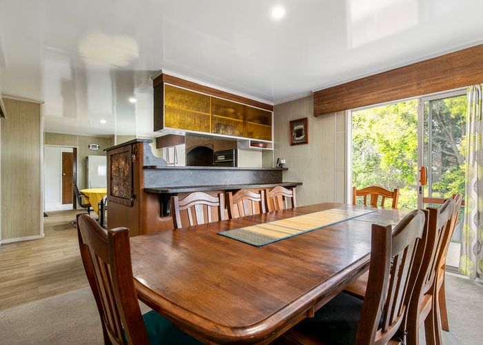  at 12 Brouder Place, Hillpark, Auckland