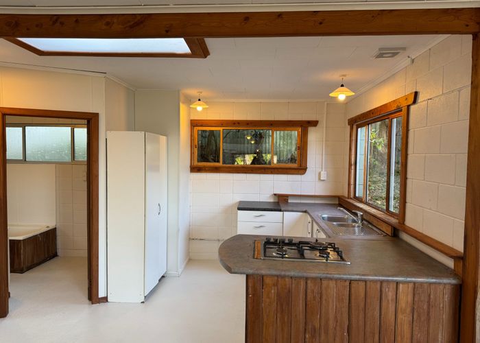  at 14 Glen Brook Rd, Omiha, Waiheke Island, Auckland