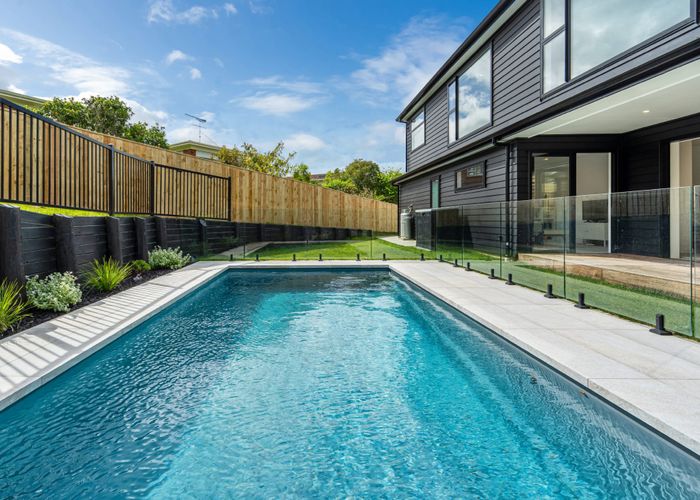  at 9 McBreen Avenue, Northcote, Auckland