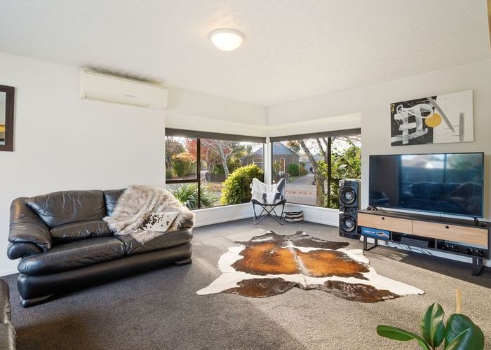  at 45 Karnak Crescent, Avonhead, Christchurch City, Canterbury