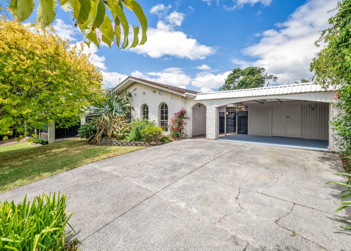  at 6 Jane Gifford Place, Half Moon Bay, Auckland