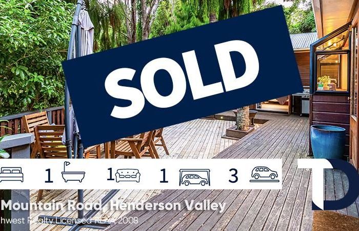  at 84 Mountain Road, Henderson Valley, Auckland