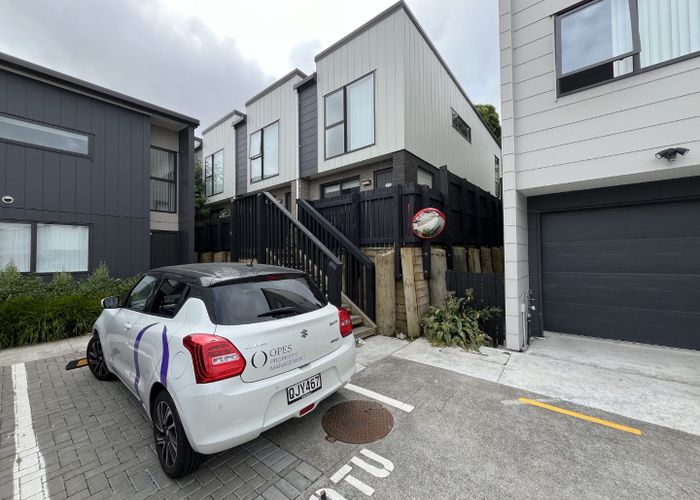  at 20 Tukari Lane, Mangere Bridge, Manukau City, Auckland