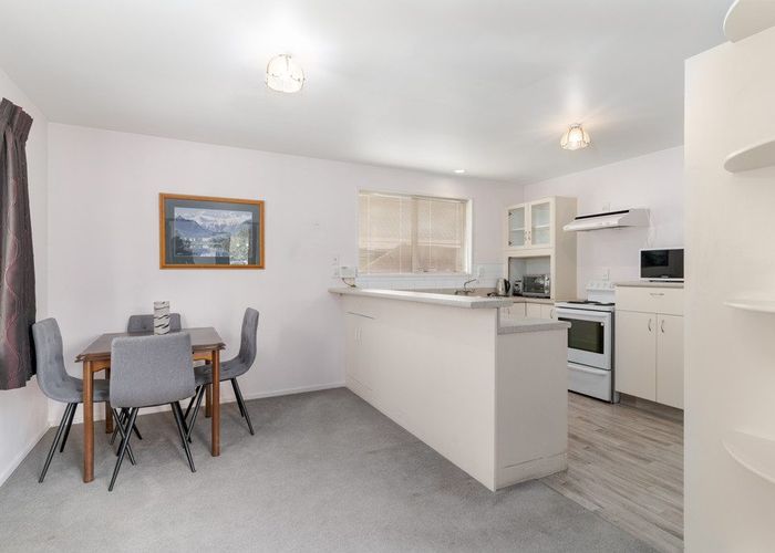  at 2/437 Main South Road, Hornby, Christchurch