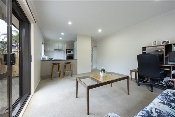  at 40 Lake Panorama Drive, Henderson, Auckland