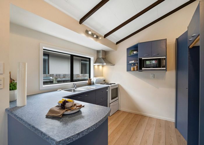  at 2/42 Heywood Terrace, Richmond, Christchurch City, Canterbury