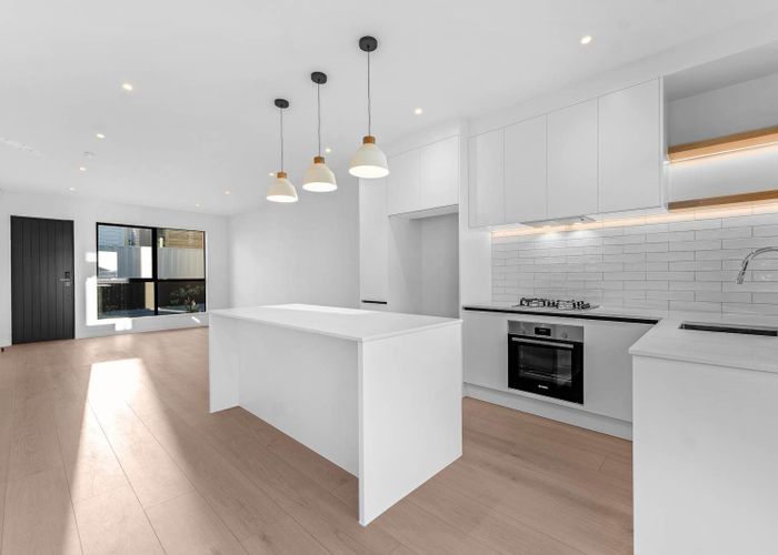  at 60B Lewisham Street, Highland Park, Manukau City, Auckland