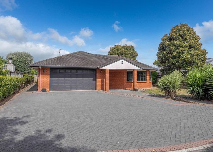  at 11 Greenough Place, Rototuna, Hamilton