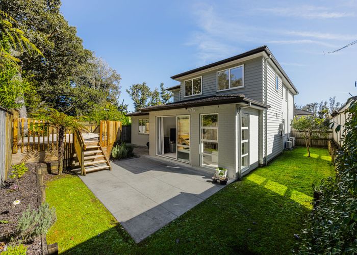  at 10 Vittoria Terrace, Flat Bush, Auckland