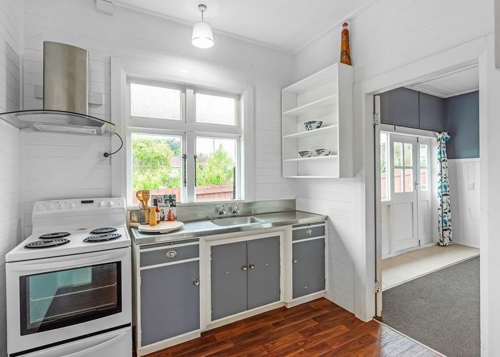 at 10 Parakai Street, Paraparaumu