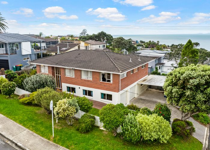  at 26 Masterton Road, Rothesay Bay, Auckland