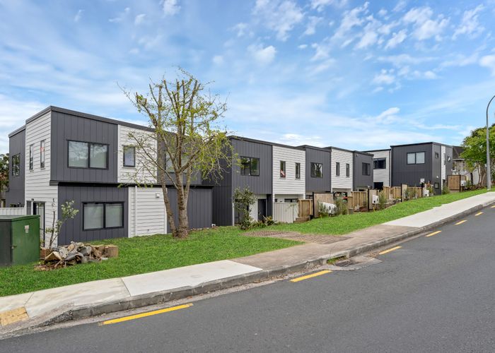  at Lts1-11,75 Vincent Street, Howick, Manukau City, Auckland