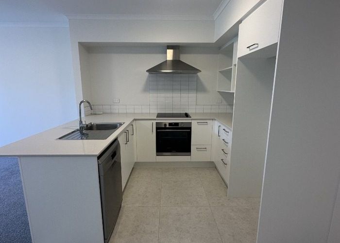  at 27 Manarini Road, Westgate, Waitakere City, Auckland