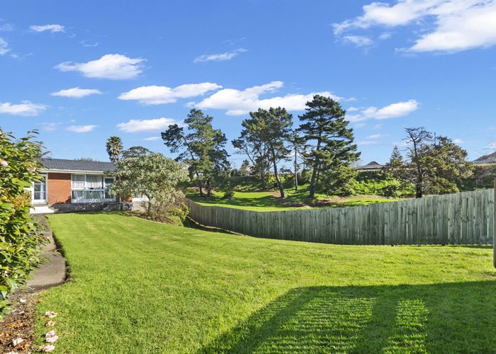 at 4 Almond Place, Mount Wellington, Auckland