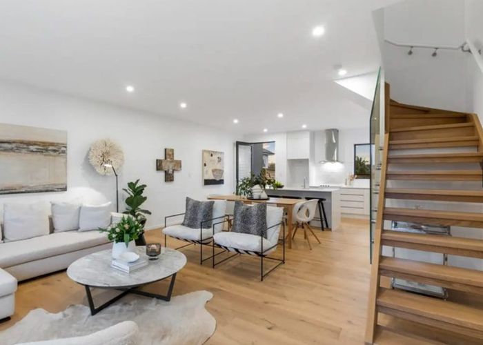  at 26/80 East Coast Road, Milford, North Shore City, Auckland