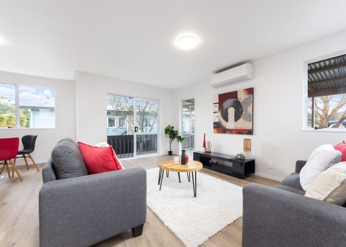  at 295 Triangle Road, Massey, Waitakere City, Auckland