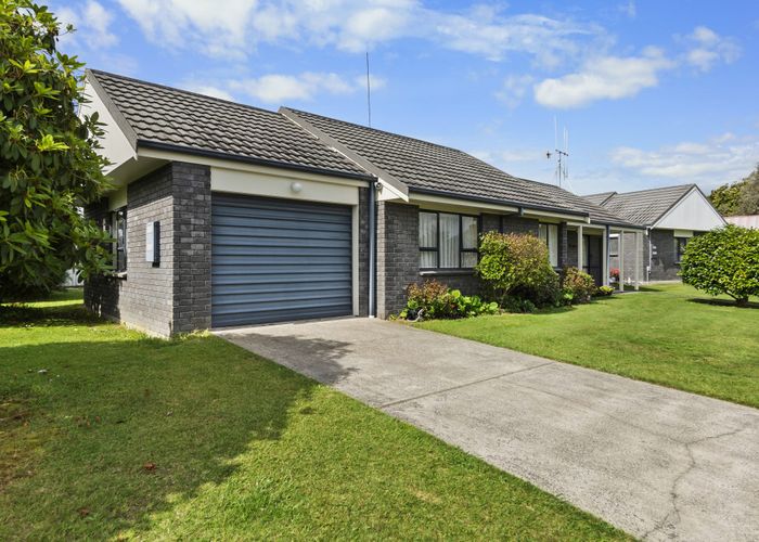  at 14B Kingfisher Way, TE KOWHAI, Hamilton