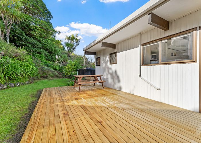  at 32 Zita Avenue, Matakatia Bay, Rodney, Auckland