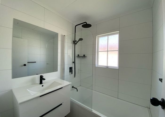  at 323 Wellington Road, Wainuiomata, Lower Hutt