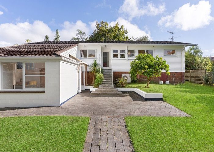  at 22 Park Road, Glenfield, North Shore City, Auckland