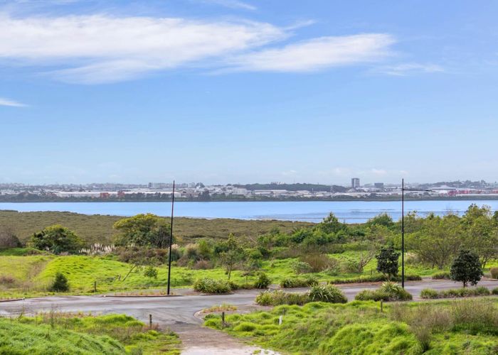  at 56/115 Walmsley Road, Favona, Manukau City, Auckland