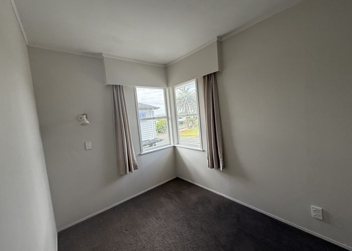  at Meadway, Sunnyhills, Manukau City, Auckland