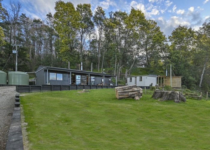  at 1019 Dartmoor Road, Dartmoor, Napier