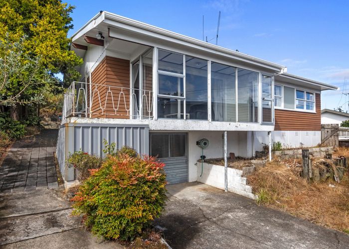  at 142 Welcome Bay Road, Welcome Bay, Tauranga, Bay Of Plenty