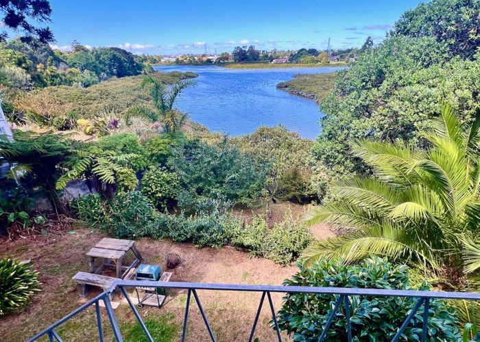  at 14 Te Wiata Place, Avondale, Auckland City, Auckland
