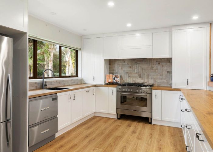  at 6 Koromiko Place, Waiuku, Waiuku