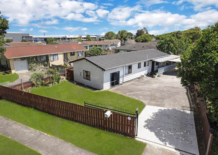  at 75 Kerrs Road, Manukau, Manukau City, Auckland