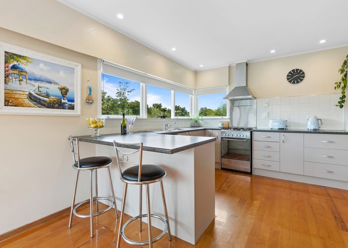 at 1/4 Northgrove Avenue, Hillcrest, Auckland