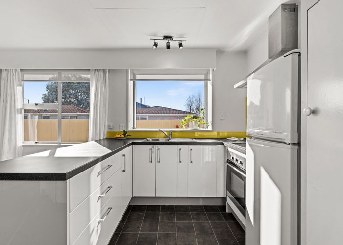  at 2/112 Stortford Street, Saint Leonards, Hastings, Hawke's Bay
