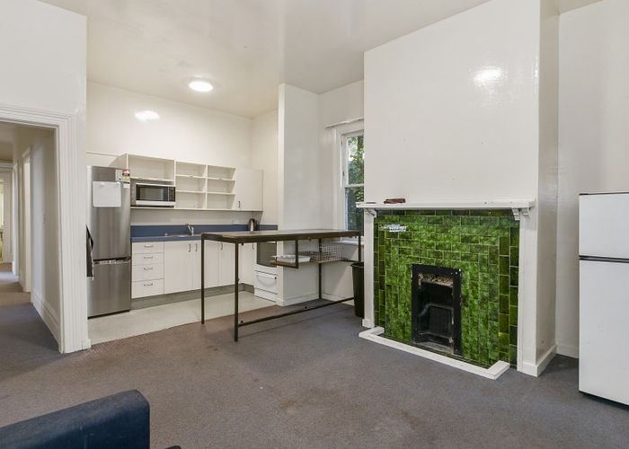  at 10 Elder Street, Dunedin Central, Dunedin