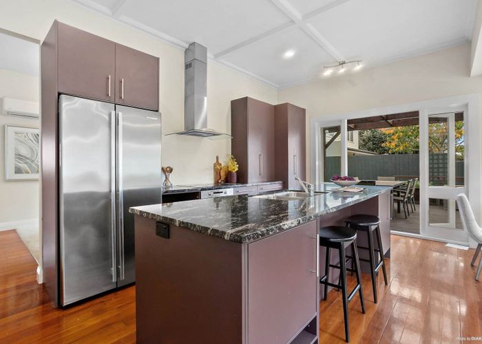  at 38 Te Kawa Road, Greenlane, Auckland City, Auckland