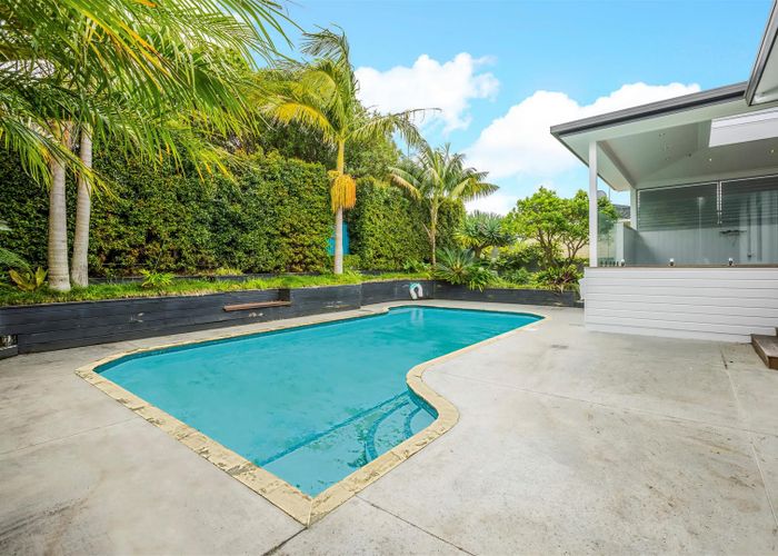  at 8 Poseidon Place, Half Moon Bay, Auckland