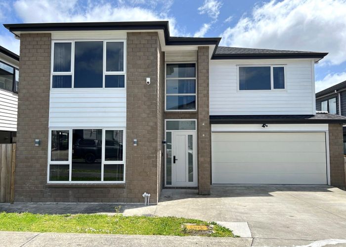  at 21 Calcite Avenue, Flat Bush, Manukau City, Auckland