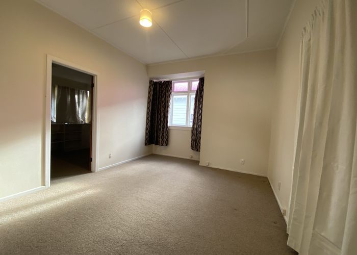  at 34 Calgary Street, Sandringham, Auckland