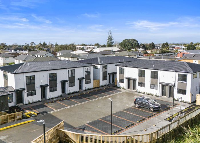  at Lot 6, 32 Tapuwae Way, Mangere Bridge, Manukau City, Auckland