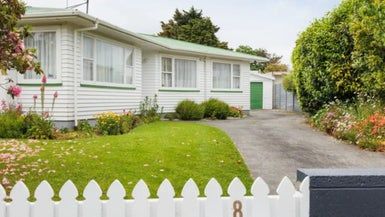  at 8 Somerset Crescent, Highbury, Palmerston North