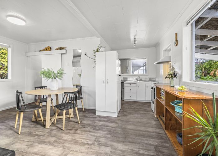  at 3 Violet Street, Raglan, Waikato, Waikato