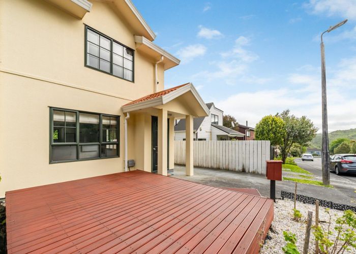  at 16B Parsons Glen, Karori, Wellington