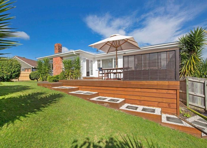 at 1/69 Andrew Road, Howick, Auckland