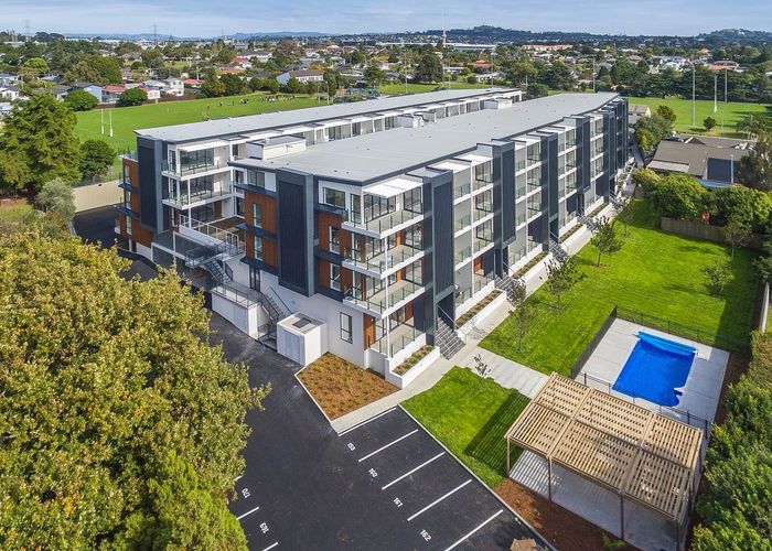  at 87/8 Thompson Park Road, Mount Wellington, Auckland City, Auckland