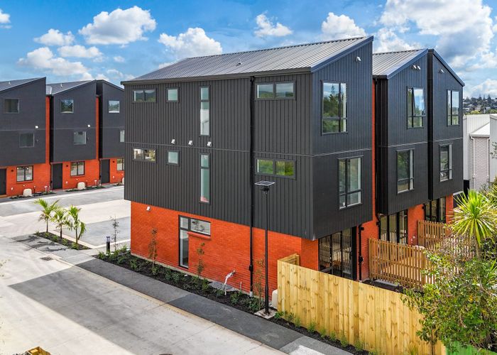  at 29-46 Normandy Place, Henderson, Waitakere City, Auckland