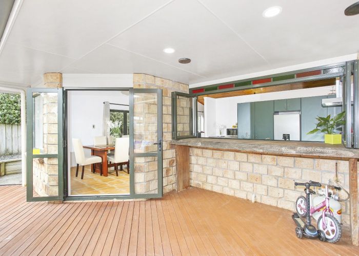  at 4 Vela Place, Clarks Beach, Clarks Beach