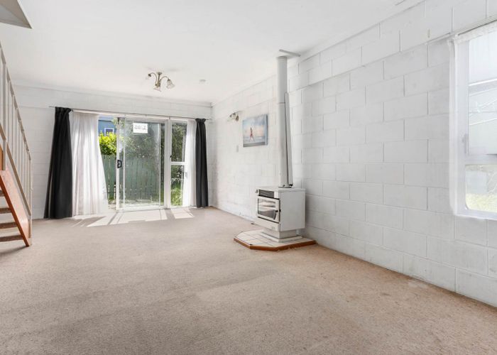  at 1/95 Balmoral Road, Mount Eden, Auckland